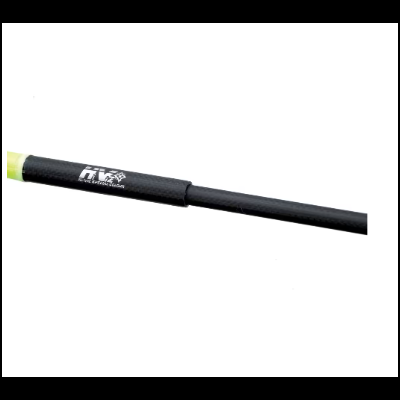 Bastão negro com extremidade amarela e texto branco 'FLY'