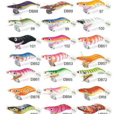 Vários iscos de pesca coloridos em forma de camarão numerados