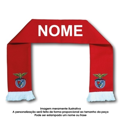 Cachecol vermelho com brasão e texto 'NOME' em branco
