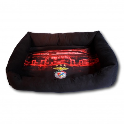 Cama para animais de estimação preta com almofada interior vermelha e escudo do SL BENFICA