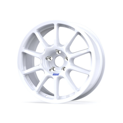 White alloy wheel rim with ten double spokes and BRAID logo