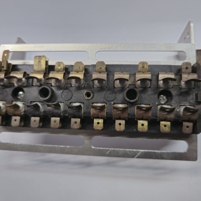 Premium&#x20;APB&#x20;Fuse&#x20;Box&#x20;Support&#x20;Kit&#x20;-&#x20;Early&#x20;Alfa&#x20;Romeo&#x20;105