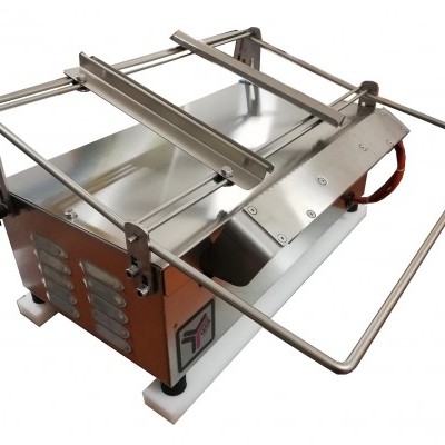 Máquina cortadora de metal com alavanca de madeira