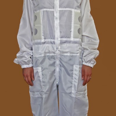 Fato de apicultura branco com máscara preta e logótipo de abelha Apisflanis