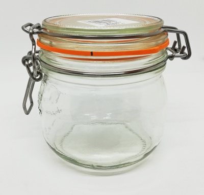 Frasco de vidro transparente com tampa vedante e fecho metálico