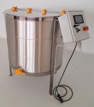 Tanque industrial de aço inoxidável com painel de controlo digital e válvula amarela