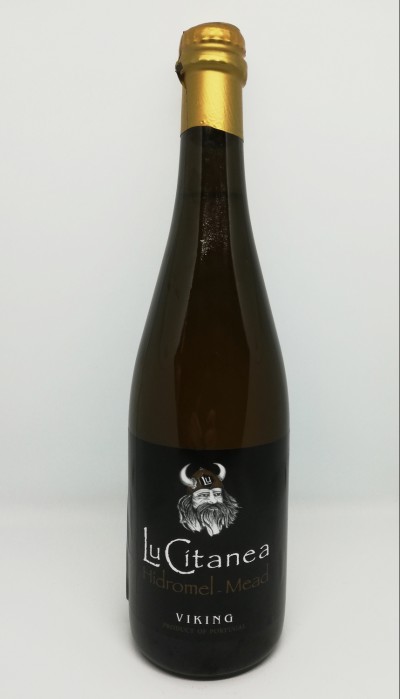 Garrafão de hidromel Lu Citanea Viking com rótulo preto e dourado