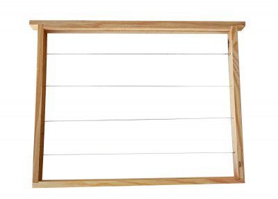 Estrutura de madeira com fios metálicos horizontais