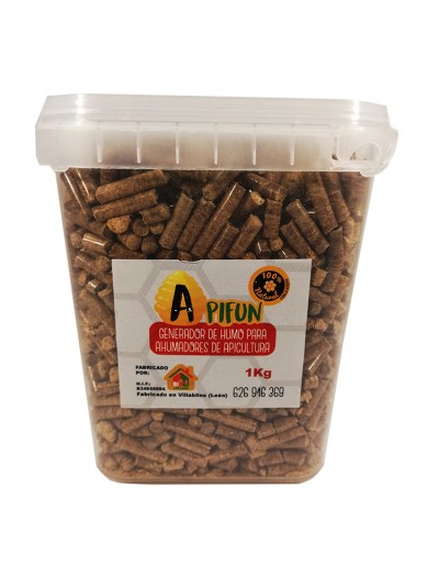 Recipiente de plástico com pellets de madeira para geração de fumo em apicultura