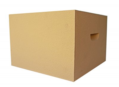 Caixa de madeira bege com pega recortada