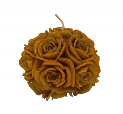 Vela castanha em forma esférica com flores esculpidas