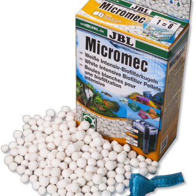 Embalagem JBL Micromec com pellets brancos e filtro azul