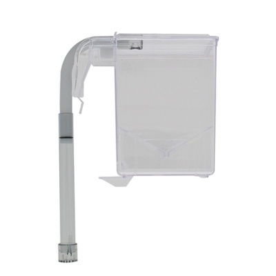 Recipiente transparente em plástico com tubo acoplado