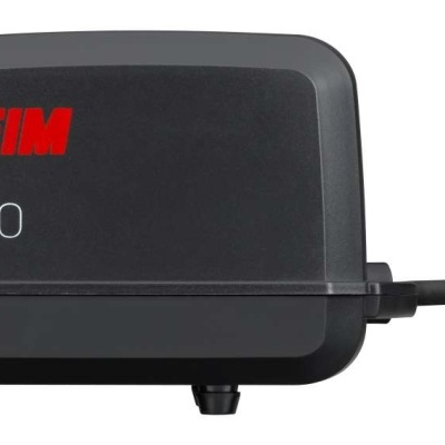 Compressor EHEIM AIR500 preto com texto vermelho e branco e cabo preto