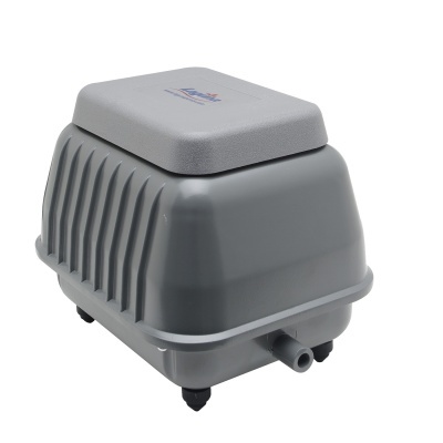 Compressor de ar cinzento com tampa texturada e etiqueta AP-60 PLUS