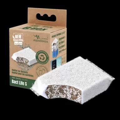 Filtro biológico Aquatlantis Bact Lite S em embalagem de cartão reciclável com bolas filtrantes