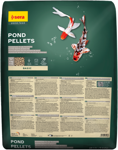 Saco verde de ração para peixes POND PELLETS com peixes coloridos e texto em várias línguas