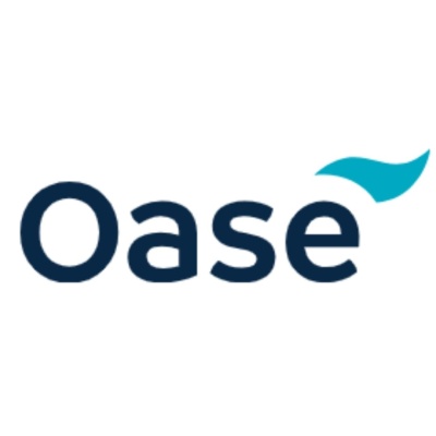 Logotipo da marca Oase com letra azul e símbolo azul turquesa
