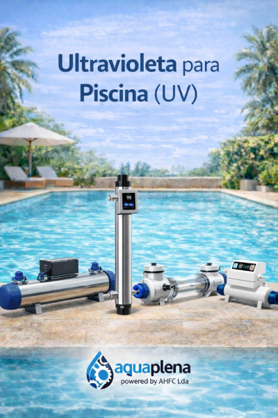 Equipamentos ultravioleta metálicos para piscina junto a piscina exterior