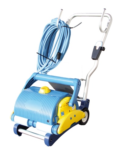 Robô aspirador de piscina azul e amarelo com cabo e estrutura metálica