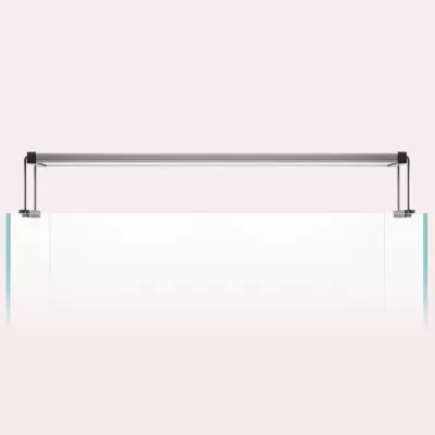 Aparelho de iluminação metálico com vidro transparente