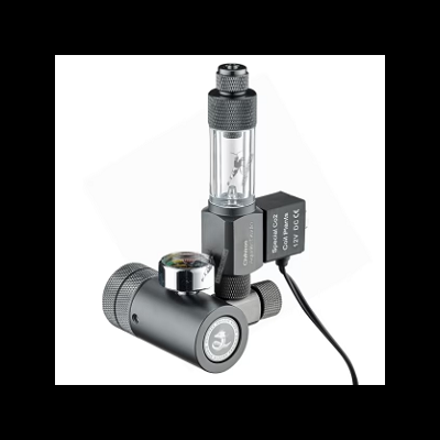 Dispositivo eletrônico preto com válvula solenoide e componente cilíndrico metálico texturizado