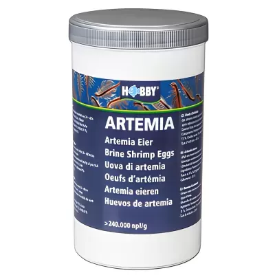 Recipiente branco com tampa cinza e rótulo azul de Artemia da marca HOBBY