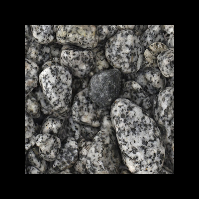 Pedras de granilite cinza claro e preto com textura rugosa.