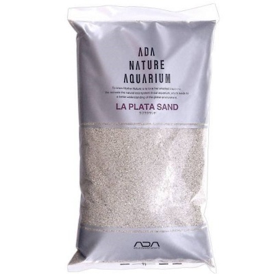 Saco de areia para aquário ADA Nature Aquarium LA PLATA SAND com embalagem cinza e areia clara