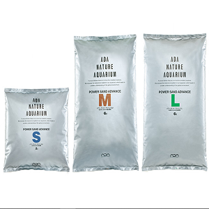 Três sacos de areia ADA Nature Aquarium com tamanhos S, M e L em fundo branco