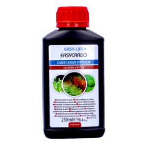 Frasco preto com tampa vermelha e rótulo branco de fertilizante líquido Easy-Life EasyCarbo