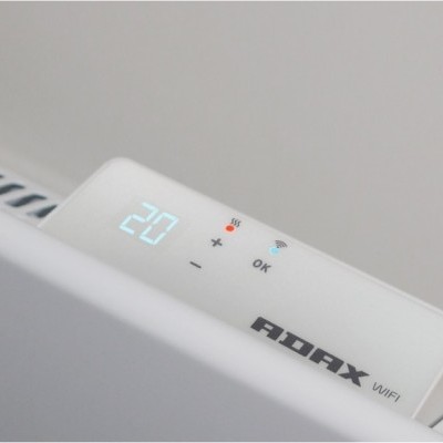 Radiador branco com painel digital e marca ADAX VANT