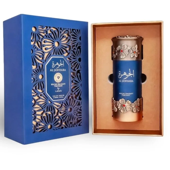 Perfume Al Jawhara Niche Baharat em embalagem azul com padrão floral e frasco azul com elementos dourados