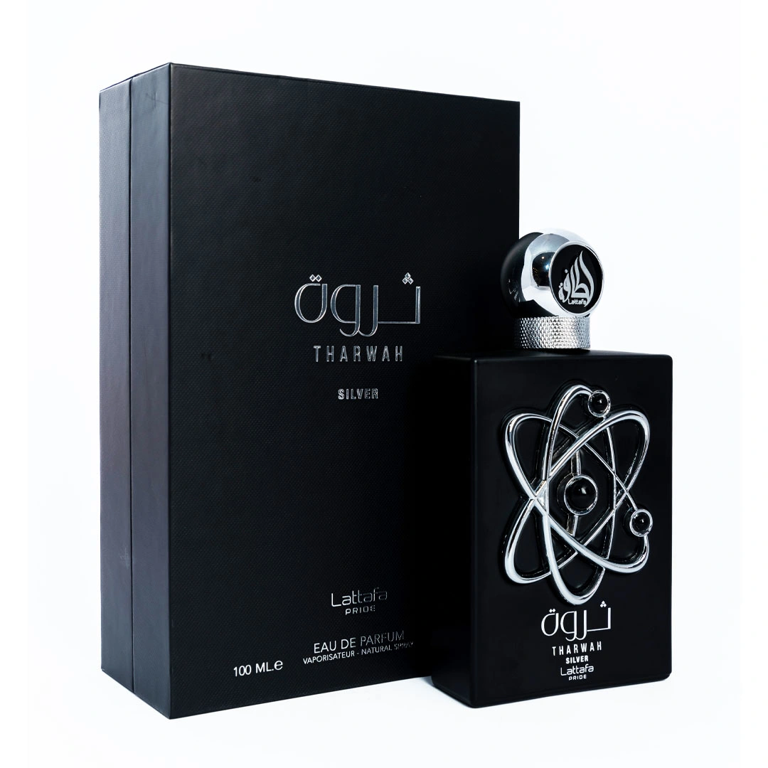 Perfume Tharwah Silver Lattafa preto com design prateado e caixa preta
