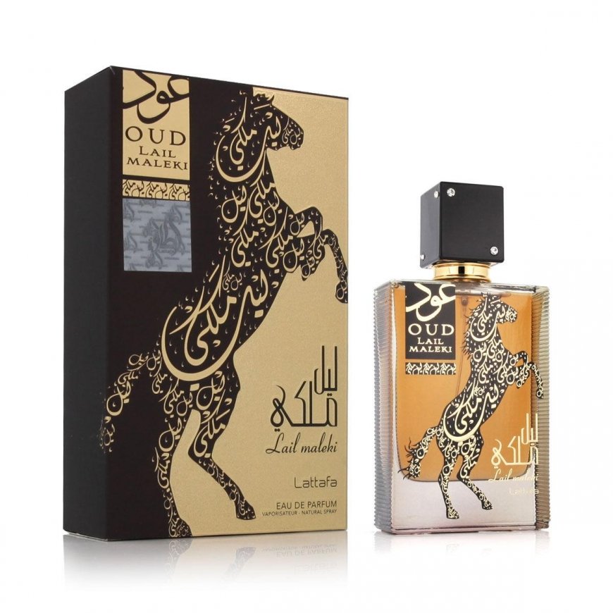 Frasco e embalagem de perfume OUD LAIL MALEKI com design de cavalo em caligrafia árabe