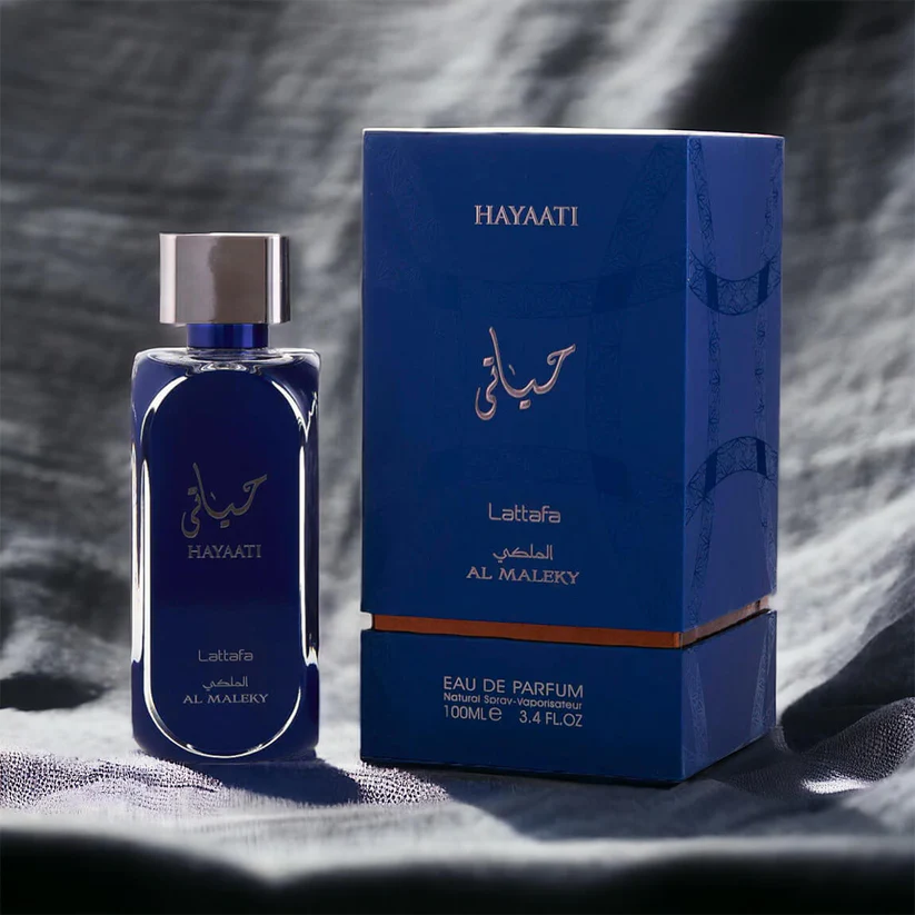 Frasco e embalagem azul do perfume HAYAATI Lattafa AL MALEKY