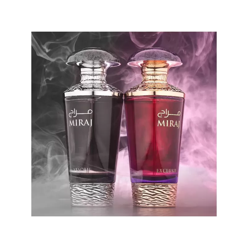 Dois frascos de perfume 'MIRAJ' em vidro decorativo com névoa ao fundo