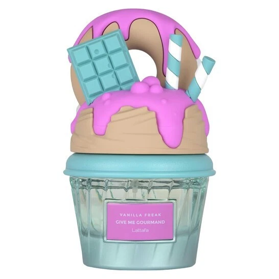 Frasco decorado com inspiração em sobremesa com donut e chocolate, texto VANILLA FREAK GIVE ME GOURMAND Lattara