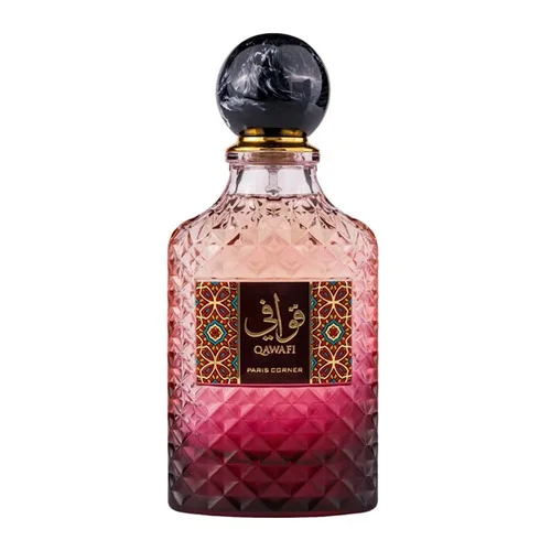 Frasco de perfume rosa degradê com tampa preta marmoreada e rótulo decorativo