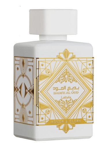 Frasco branco de perfume com decoração dourada e texto BADEE AL OUD Lattafa HONOR & GLORY