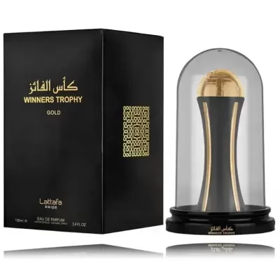 Frasco de perfume Winner's Trophy Gold da Lattafa com caixa preta e texto dourado