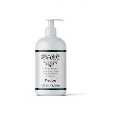 Frasco branco com doseador de gel de duche Aromas de Portugal, capacidade 250 ml, texto em várias línguas, fundo branco.