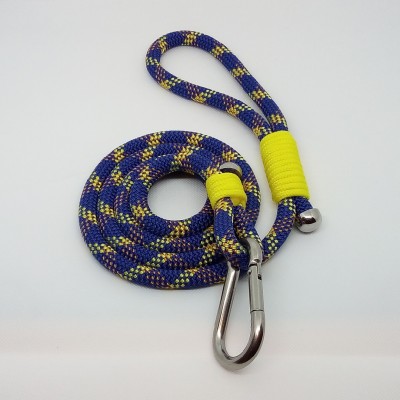 Coleira para cães feita de corda trançada colorida com mosquetão metálico
