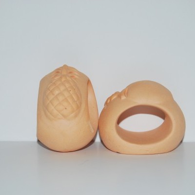 Tampas de silicone cor de pele para dedos com textura de abacaxi