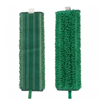 Dois panos de limpeza verdes com diferentes texturas e etiquetas