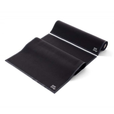 Tapete preto de exercício ou yoga com etiqueta PRINT DROP