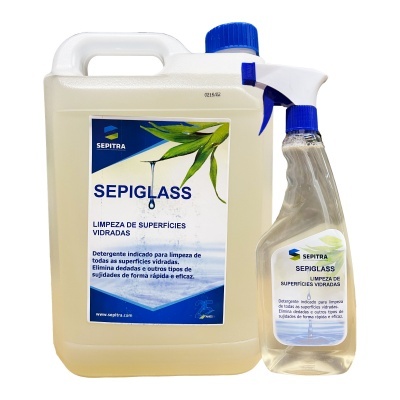 Frascos SEPIGLASS detergente para limpeza com rótulo azul e branco e tampa azul