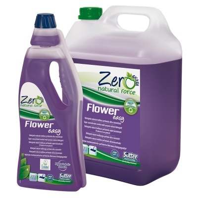 Produtos de limpeza Zero natural force Flower easy em embalagens plásticas roxas com tampas e etiquetas coloridas