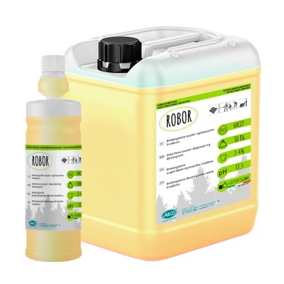 Frascos de detergente superdesengordurante ROBOR com etiquetas brancas e verdes.