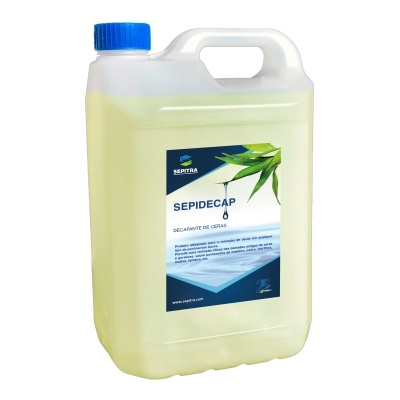 Recipiente plástico amarelo com tampa azul e etiqueta com texto SEPIDECP e imagem de folhas verdes.